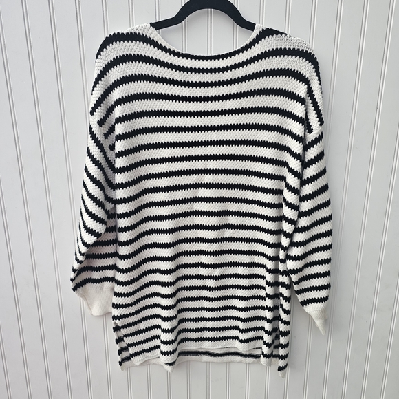 Kirundo Striped Black and White Sweater Womens Medium - Picture 1 of 2